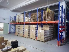 重型貨架能為企業(yè)節(jié)省80%以上的倉(cāng)儲(chǔ)成本